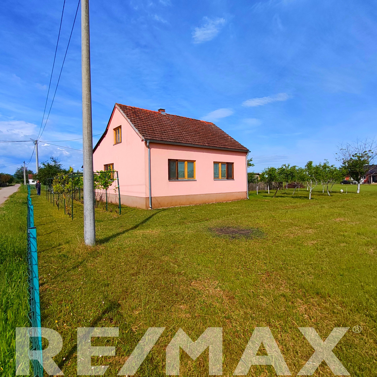 Kuća 60m2 sa placem 4000m2 5