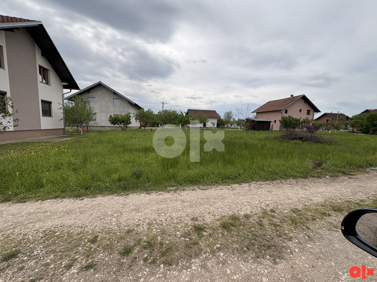 PRODAJEM PLAC U KULJANIMA POVRŠINE 591m2 2