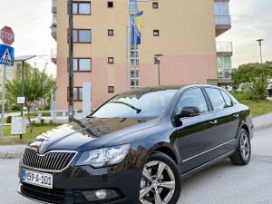 ŠKODA SUPERB 1.6 TDI 77KW HIGHLINE GODINA 2014 FACELIFT