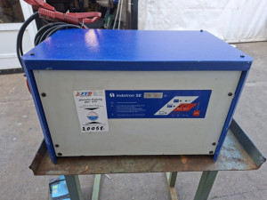 Punjac ispravljac Indatron Se 24v 60A za stapler viljuskar 220v