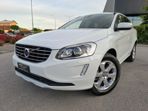 VOLVO XC60 2.4 DIZEL 2014.g. 181 KS 4X4 VIRTUAL SAVRSEN XC 60