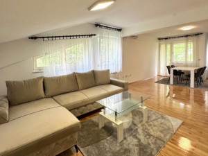 Stan 60 m2 U BANJA LUCI CENTAR