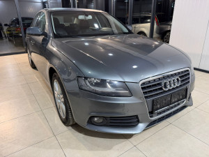 AUDI A4 2.0 TDI , 2011 GOD, PARK SENZORI, NAVI