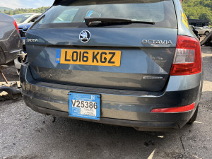 zadnji branik skoda octavia A7