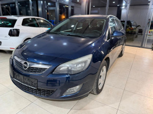 OPEL ASTRA J 2.0 CDTI  ST, 2011 GOD, PARKING SENZORI