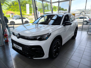 Volkswagen Tiguan R-Line Plus 1.5 l eHybrid 2026