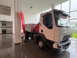Kiper/ Kran/ Dizalica  Renault Trucks