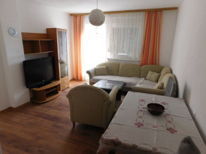 Trosoban stan 75m2 - Hisete/Kočićev Vijenac