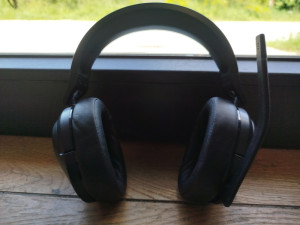 Bluetooth gaming slušalice Corsair HS55 Wireless Core