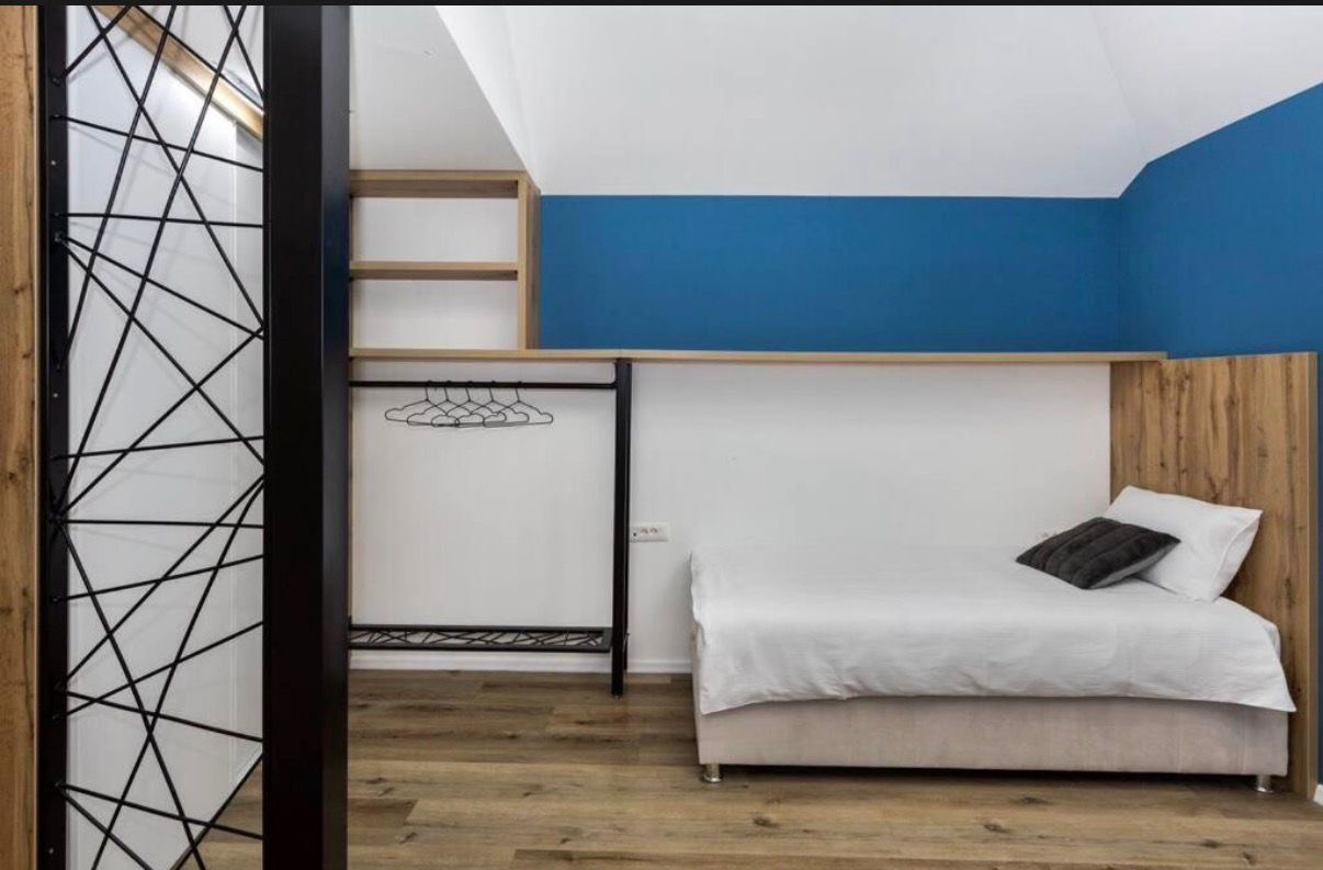 NN Nekretnine : Kuća sa apartmanima - Podhrastovi - Centar 8