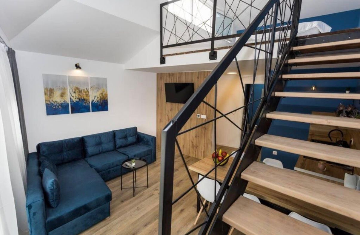 NN Nekretnine : Kuća sa apartmanima - Podhrastovi - Centar 15