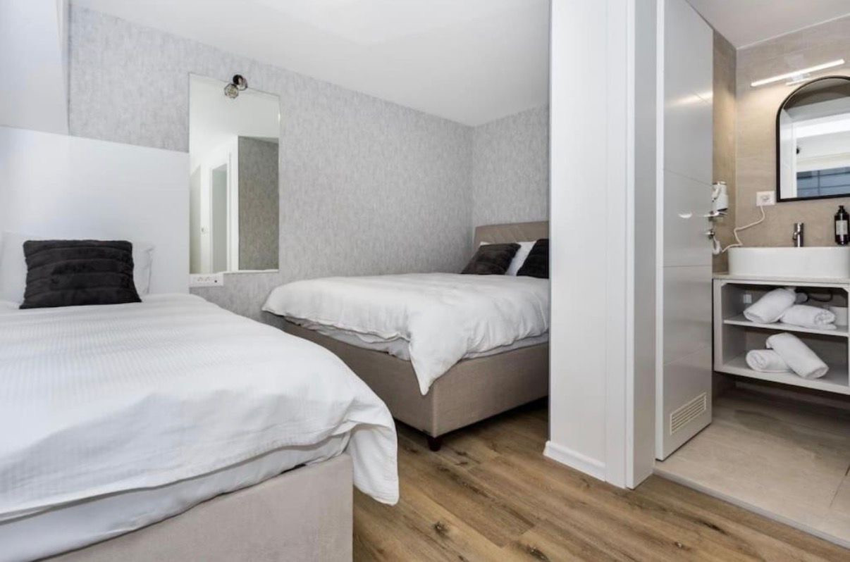 NN Nekretnine : Kuća sa apartmanima - Podhrastovi - Centar 18