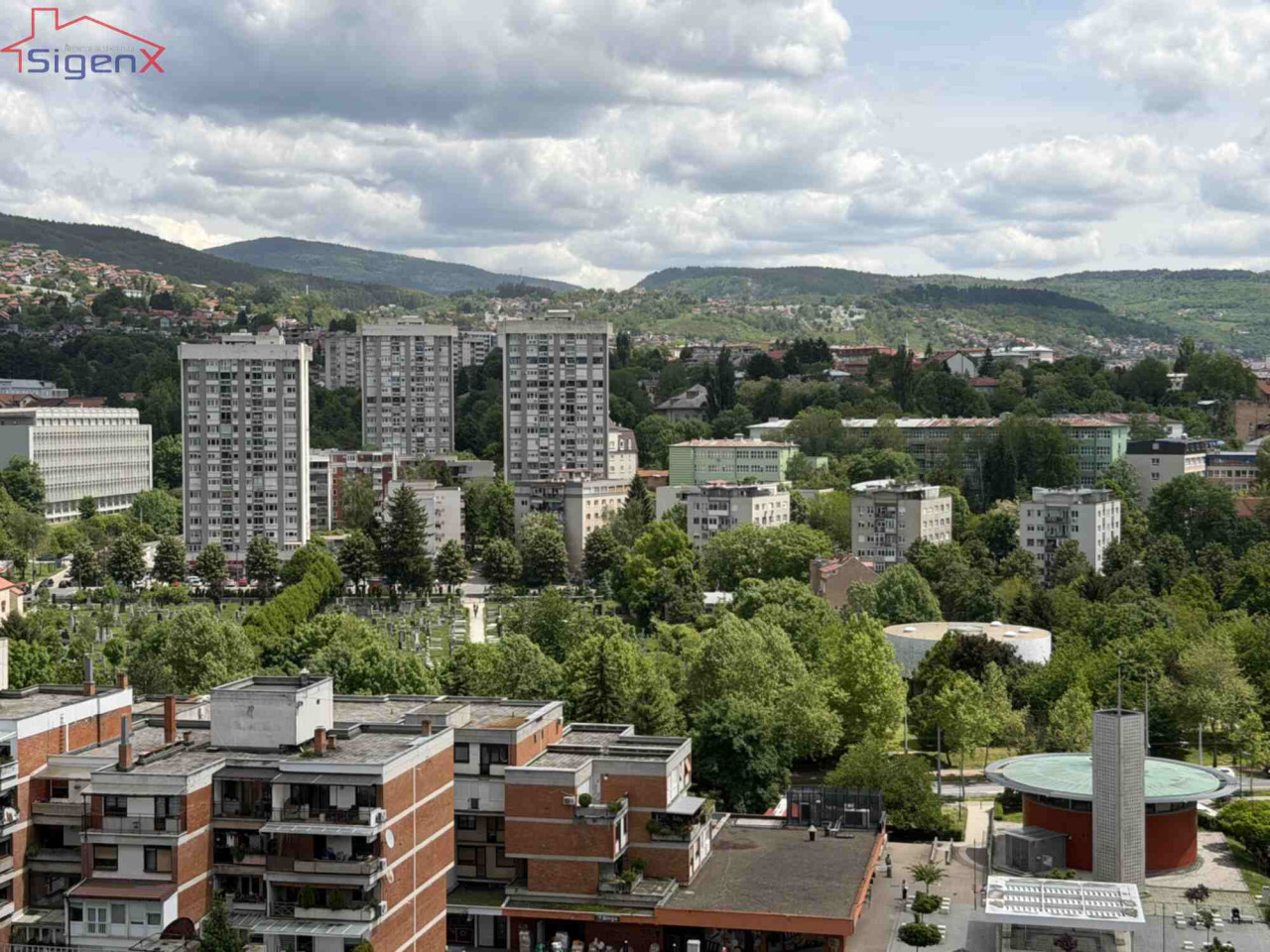 Stan Sarajevo/ Ciglane/ Četverosoban/ 1.sprat/ 88m2/ Garaža 12
