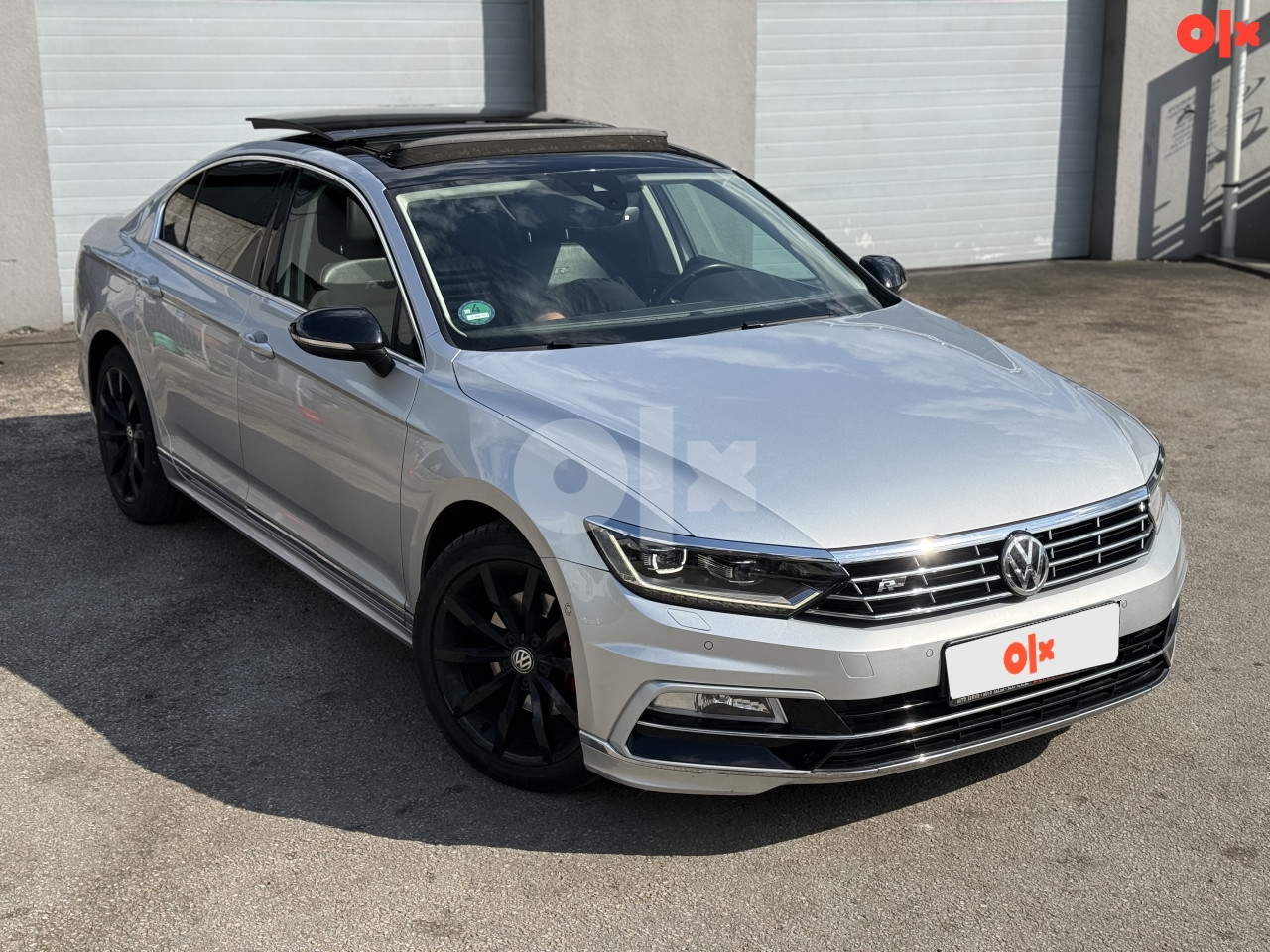 Volkswagen Passat 8 Dsg R-line full panor
