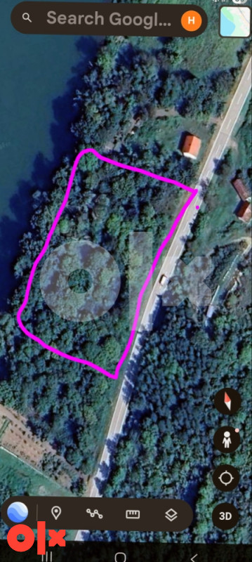 Plac pored rijeke Save G. Svilaj.