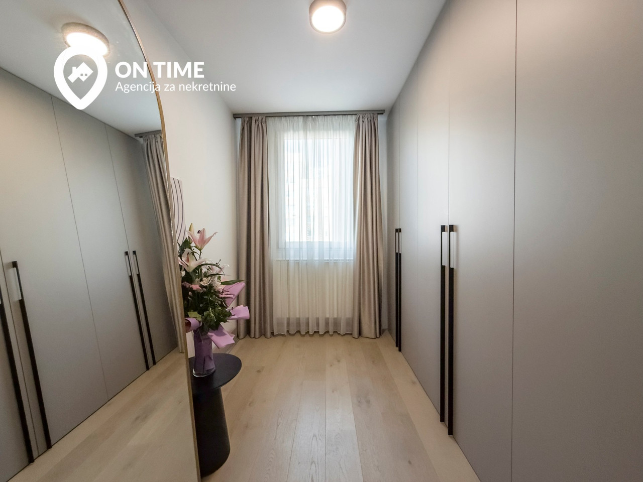 ON TIME prodaje: Luksuzan trosoban Stan Sarajevo, Alipašino 15