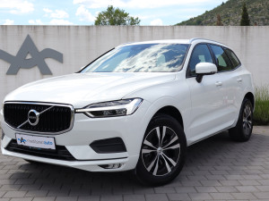 Volvo XC60 B4 A AWD 4x4 Momentum / Niska kilometraža