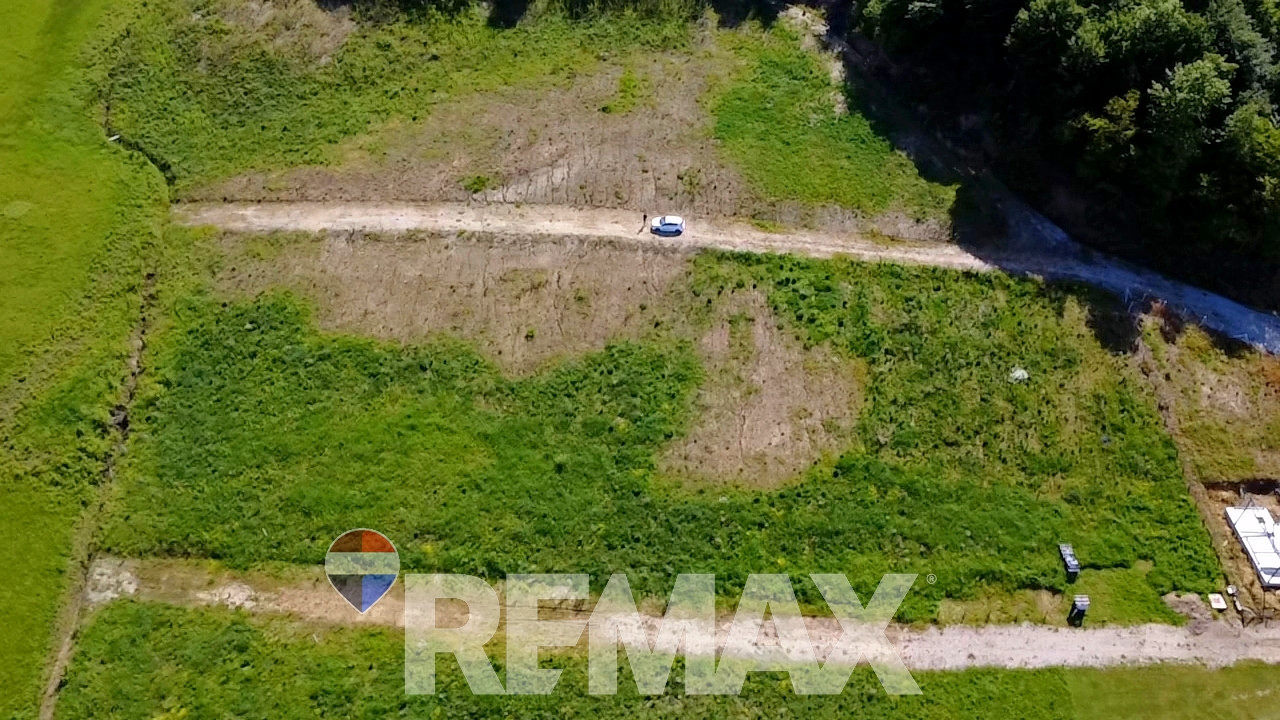 Zemljište, 3 parcele: 747m2, 747m2 i 734m2 - Dragočaj 3