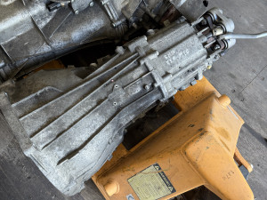 MJENJAC BMW F10