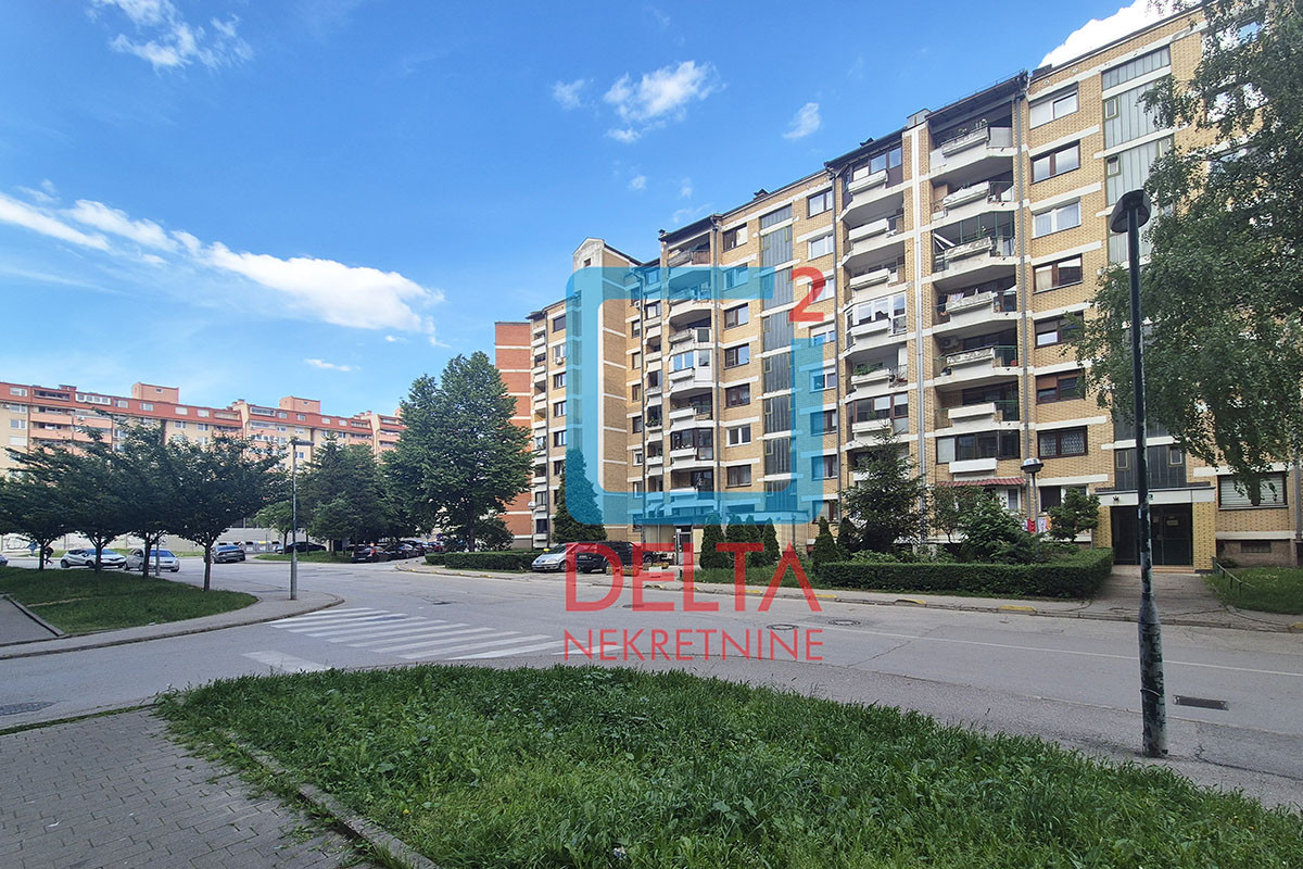 Namješten dvosoban stan / 3.sprat / T.G. Prato / Dobrinja