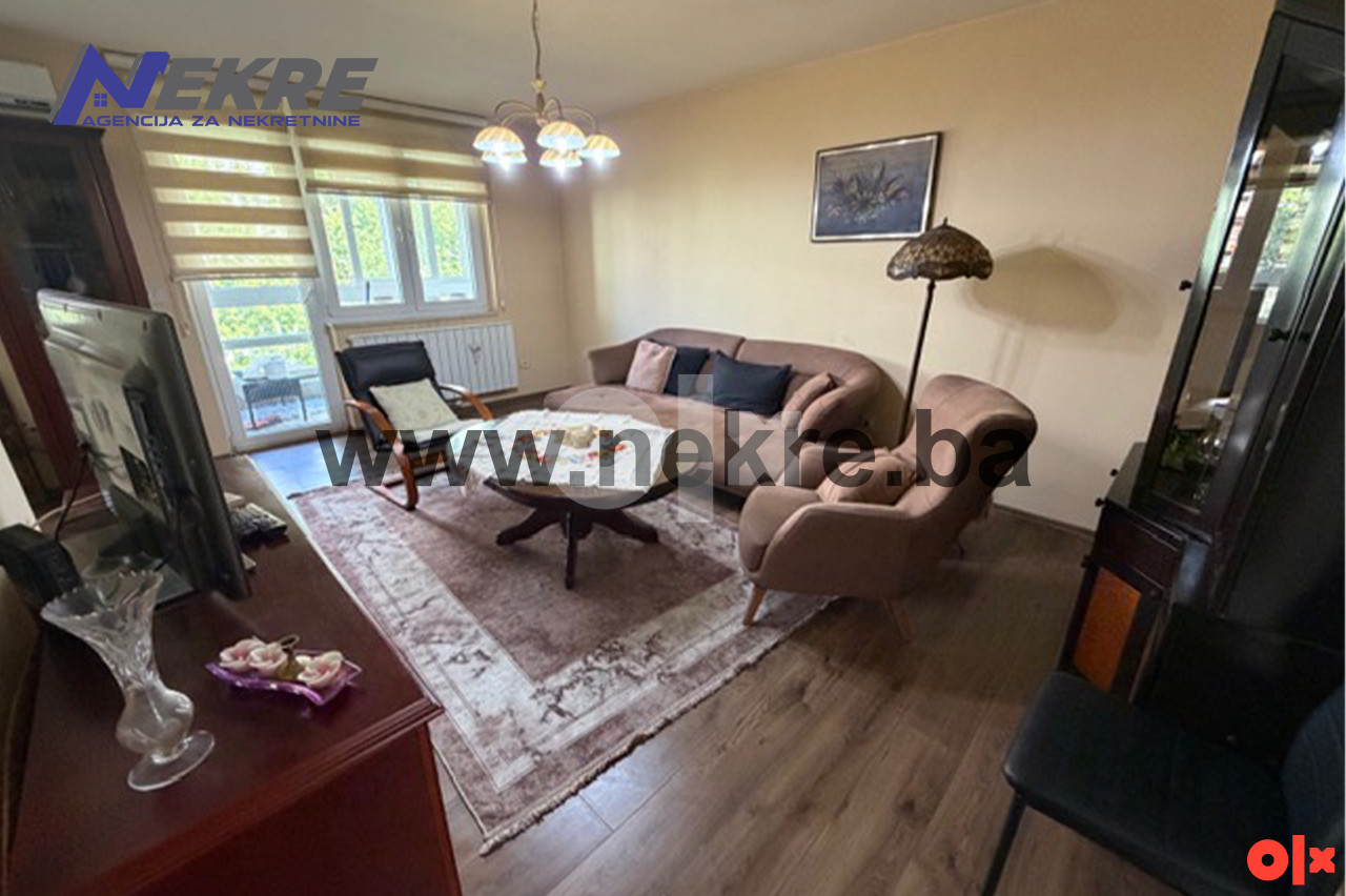 Stan Tuzla 62m2 - Stupine