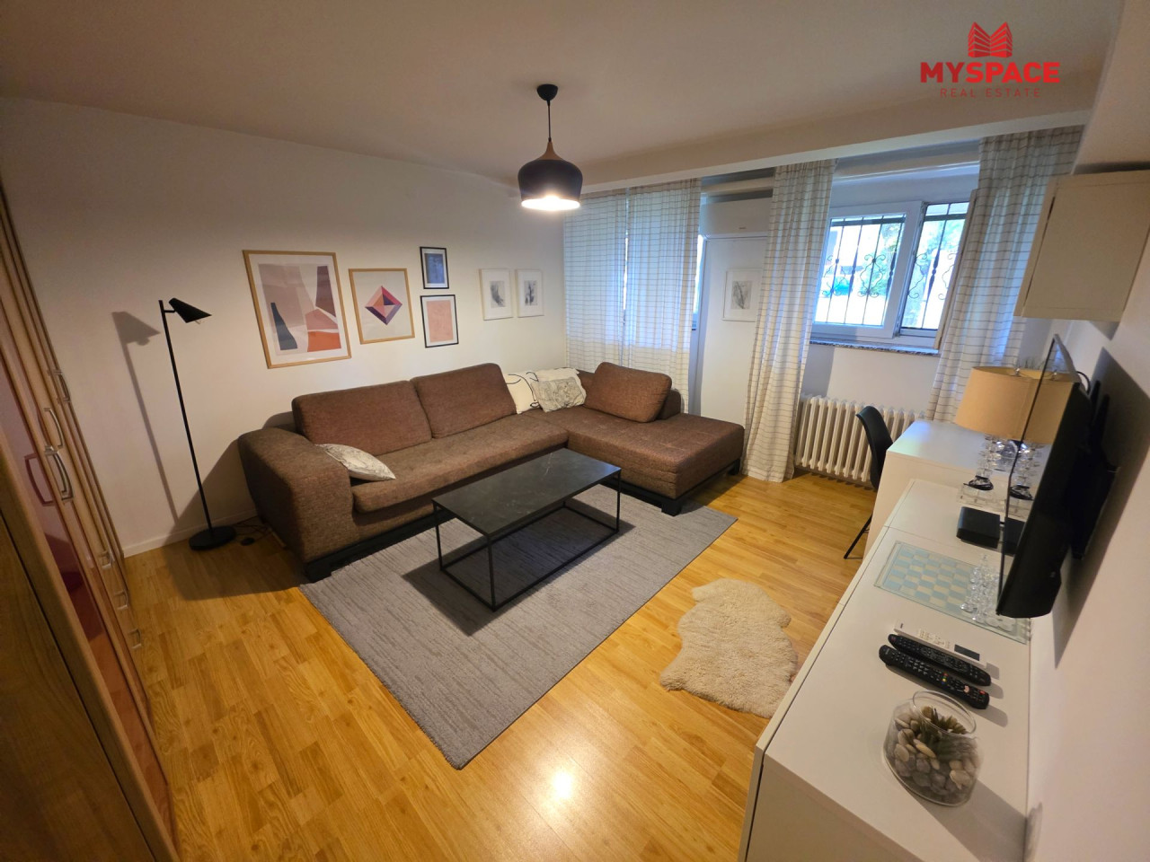 MY SPACE/ Stan/ Pofalici/ RENOVIRAN/ NAMJESTEN/ 59 m² - Widok 3