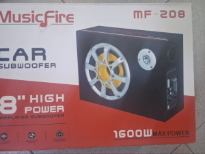 POJACALO ZA AUTOMOBILE 1600w