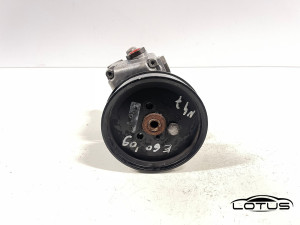 Servo pumpa BMW 5 E60 520D 2007-2010 678084803