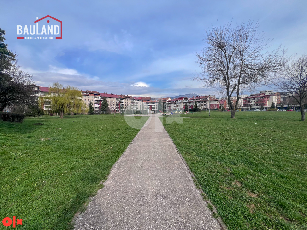 BAULAND/ Trosoban stan/ Dobrinja 17