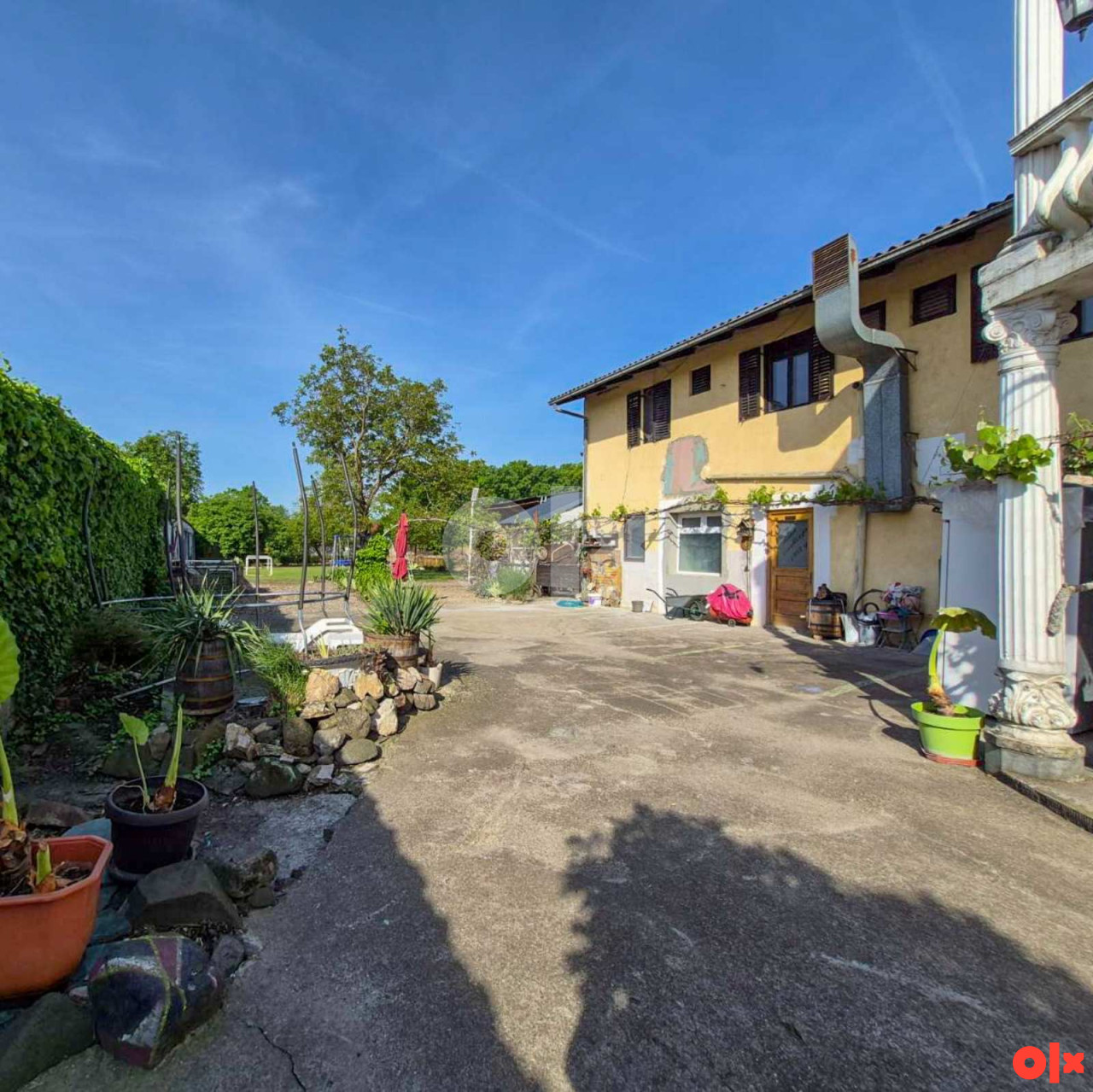 STAMBENO-POSLOVNI OBJEKAT, GRADIŠKA 7