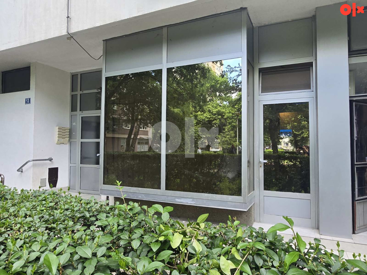 ZAKUP Poslovni prostor 16m2 sa garažnim mjestom - CENTAR BULEVAR