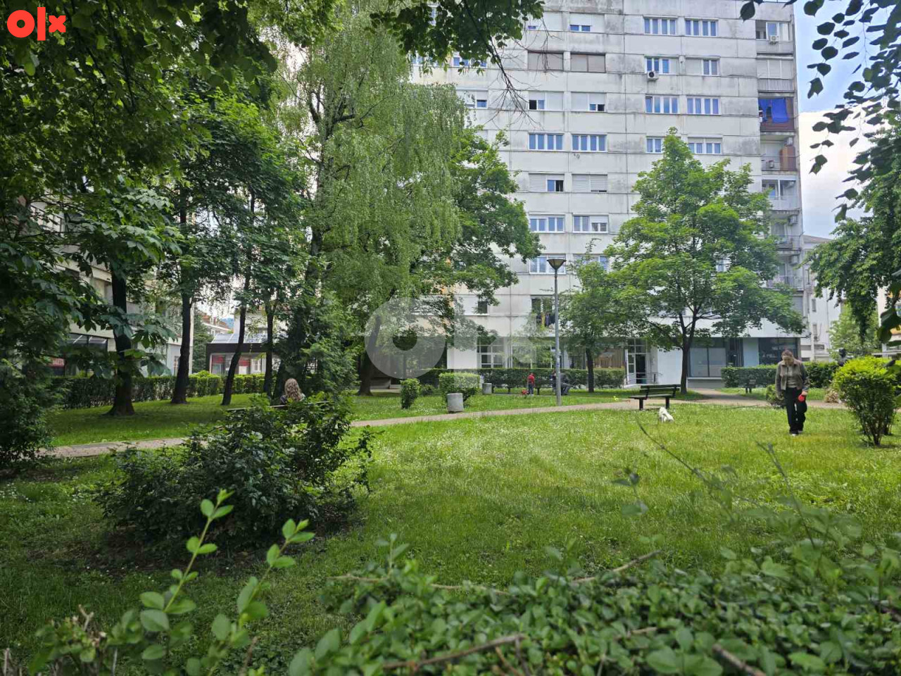 ZAKUP Poslovni prostor 16m2 sa garažnim mjestom - CENTAR BULEVAR 9