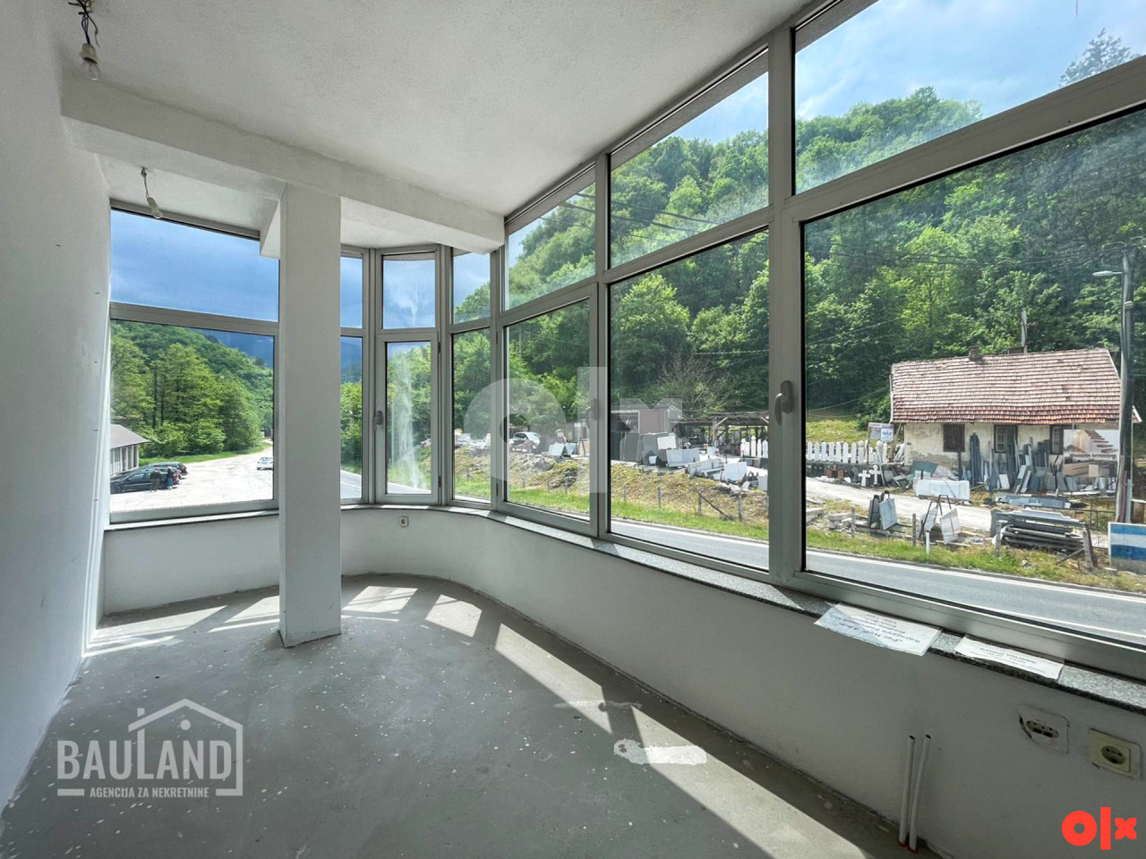 BAULAND/ Poslovni prostor 120m2/ Pored M17, Hadžići 6