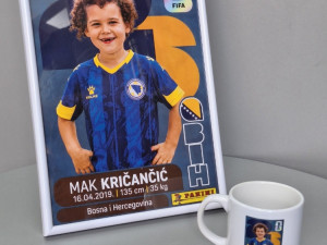 Set (poster + šolja + stiker)