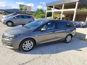OPEL ASTRA K 1.5 DIZEL 2020g  NAVI SERVISNA