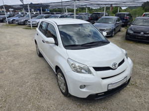 Toyota Urban Cruiser 4x4 diesel 1.4 ccm 66 kw 2012 god