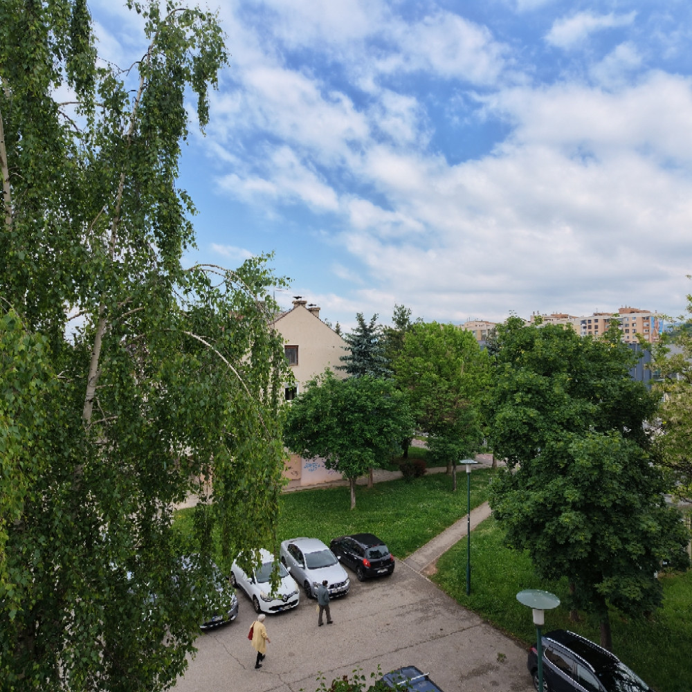 Renoviran trosoban stan Dobrinja - Novi Grad 4