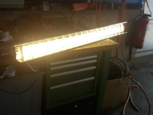 UGRADBENA NEONSKA LAMPA 151cm