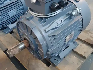 ELEKTRO MOTOR 7.5kW 965obrt.