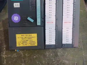 PLC SIEMENS S7-300