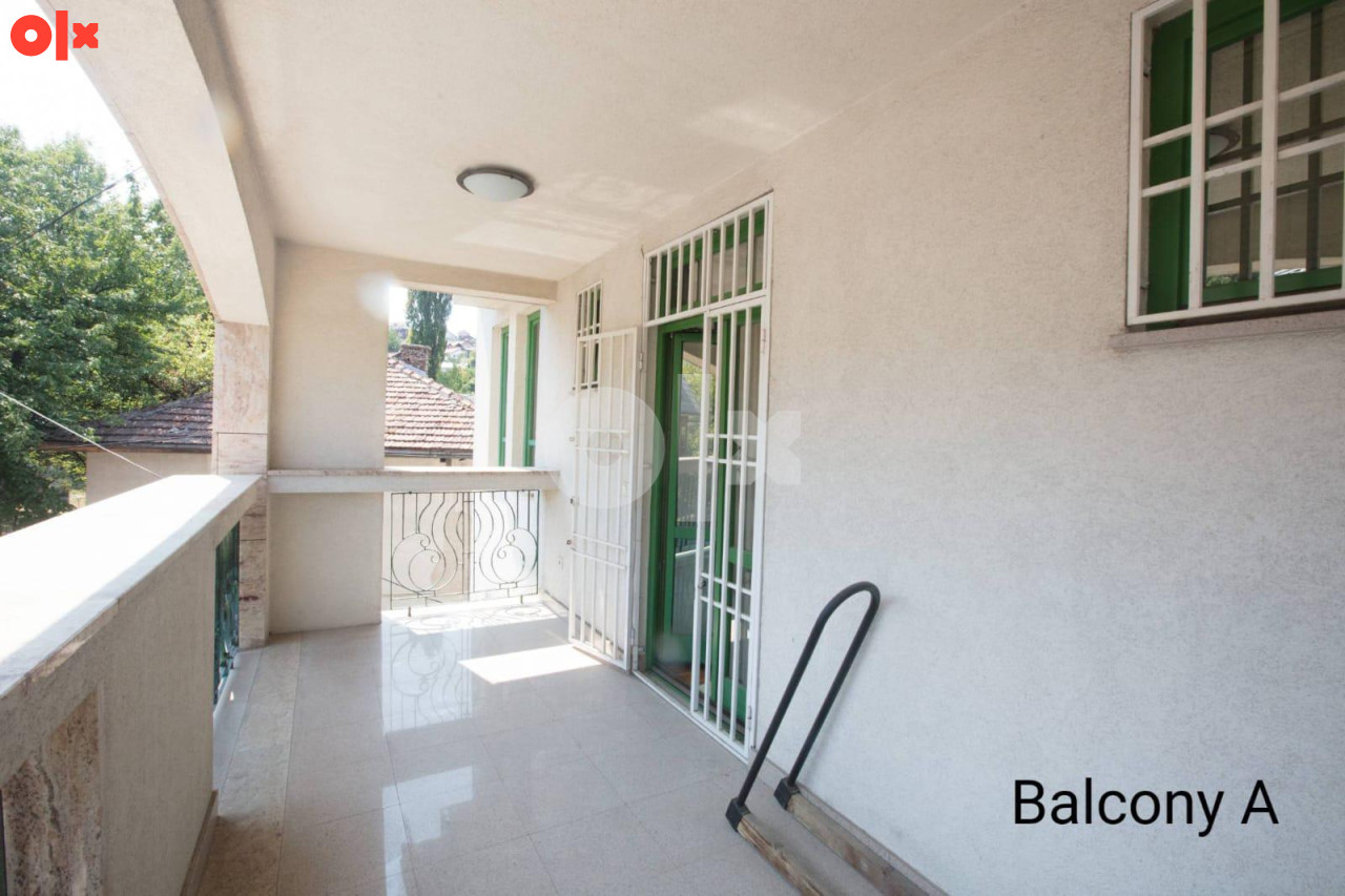Grbavica - Vila Apartman CCA 216 m2 16