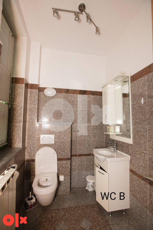 Grbavica - Vila Apartman CCA 202 m2 15
