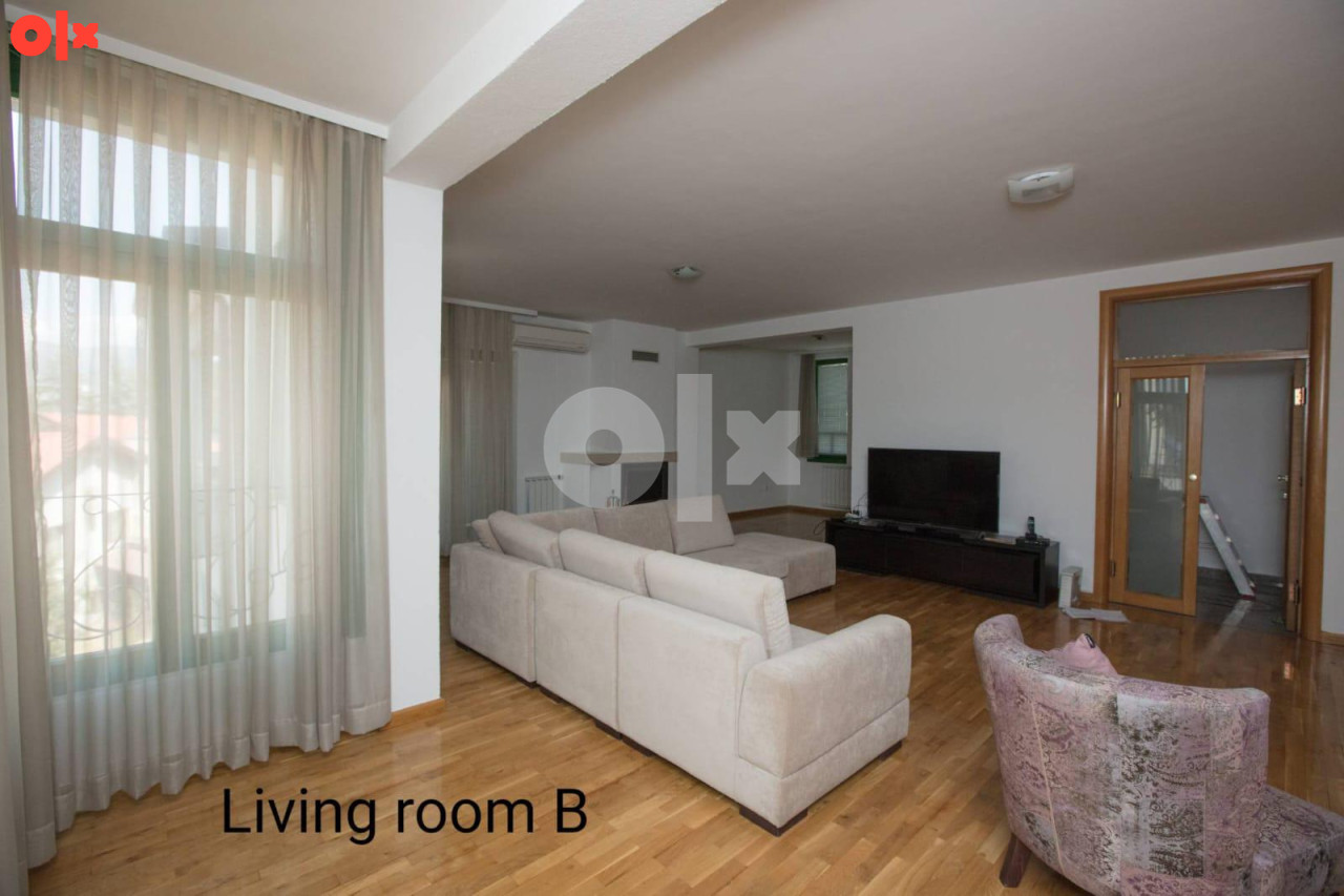 Grbavica - Vila Apartman CCA 202 m² – pohled 4
