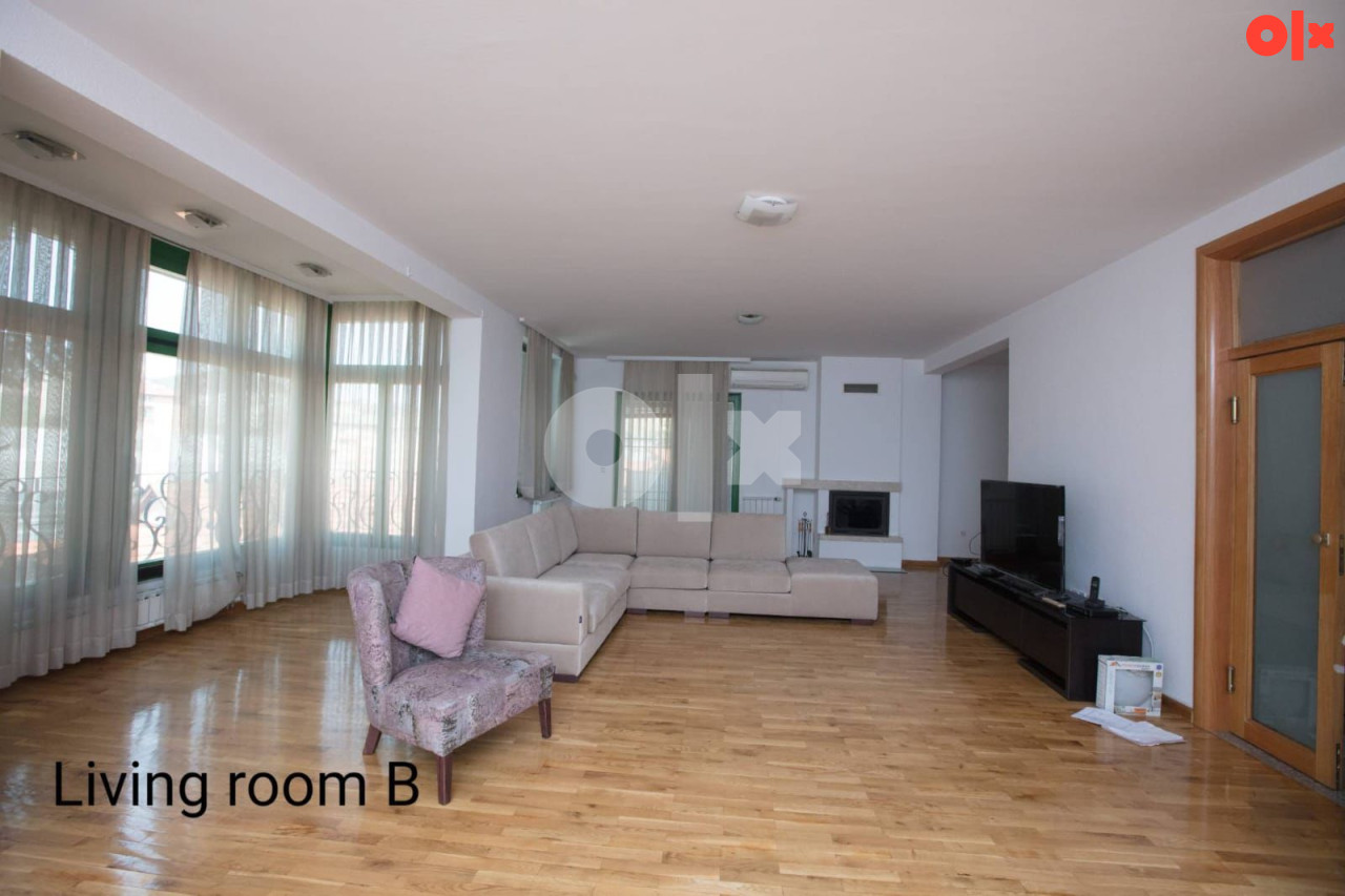 Grbavica - Vila Apartman CCA 202 m2 3