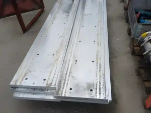 ALUMINIJSKA PLOCEVINA 246x40x3cm