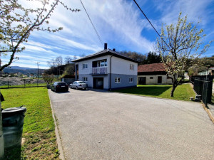 Kuća Hadžići -  Binježevo CCA 200 m2 + 989 m2 okućnica