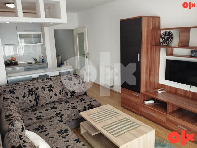 TOP Lokacija Garsonjera 40m2 Ilidza Centar Balkon Plin Klima 2
