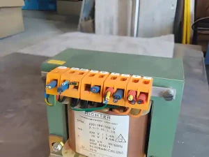 TRANSFORMATOR 220 380 500