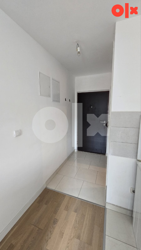 Garsonjera/Slatina Q9/pametna zgrada Tuzla 2