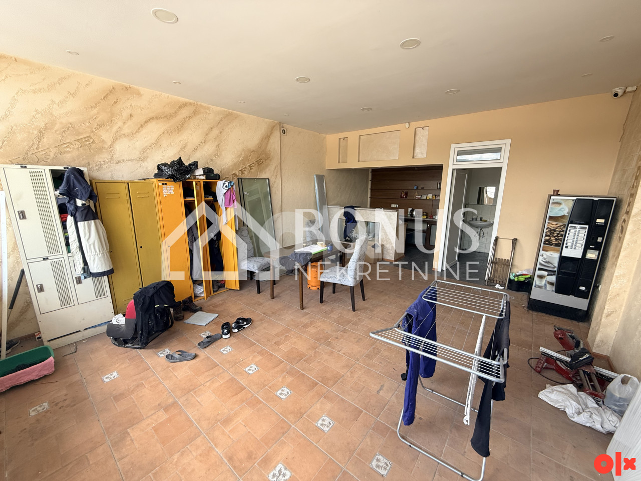 HALA 550 m2 - Poslovna zona I - Zenica 9